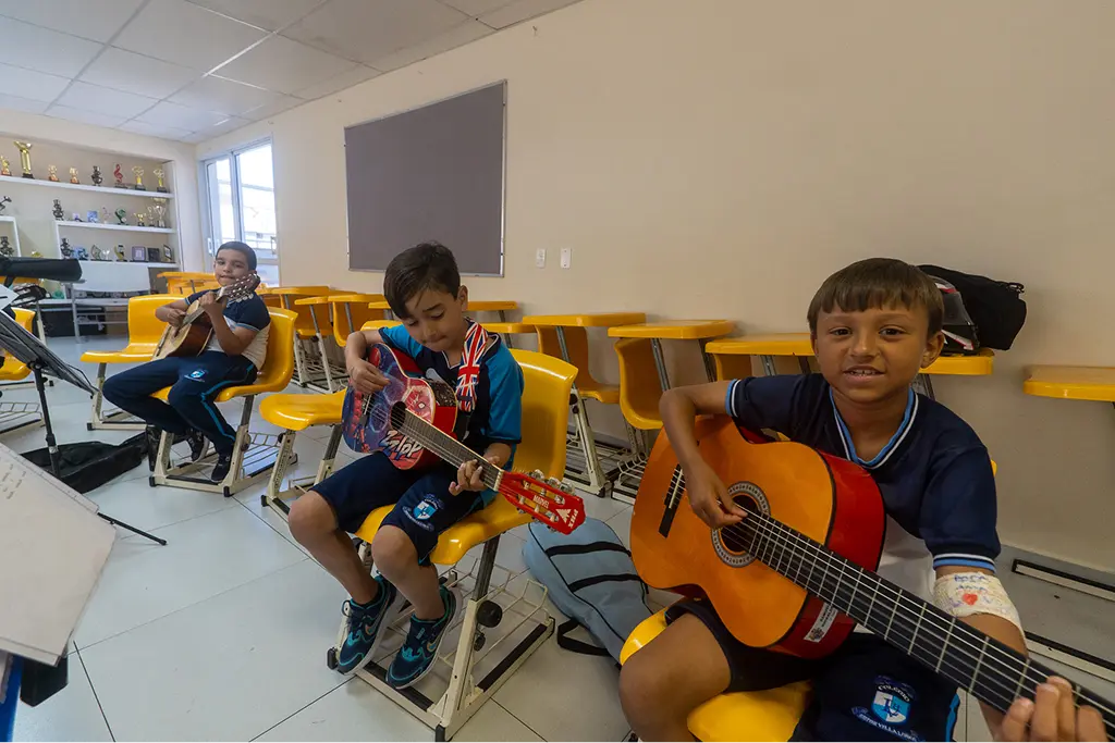 Colegio Heitor Villa Lobos  (105)