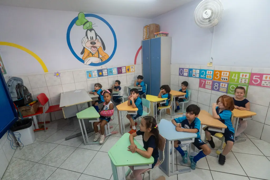 Colegio Heitor Villa Lobos Sonho Magico  (24)